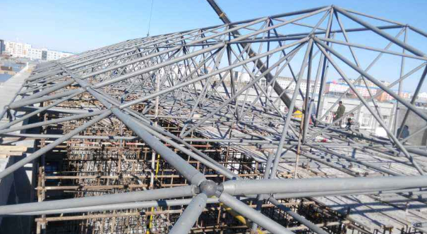 杭州细数网架装配中抉择应用钢结构对室第的优势